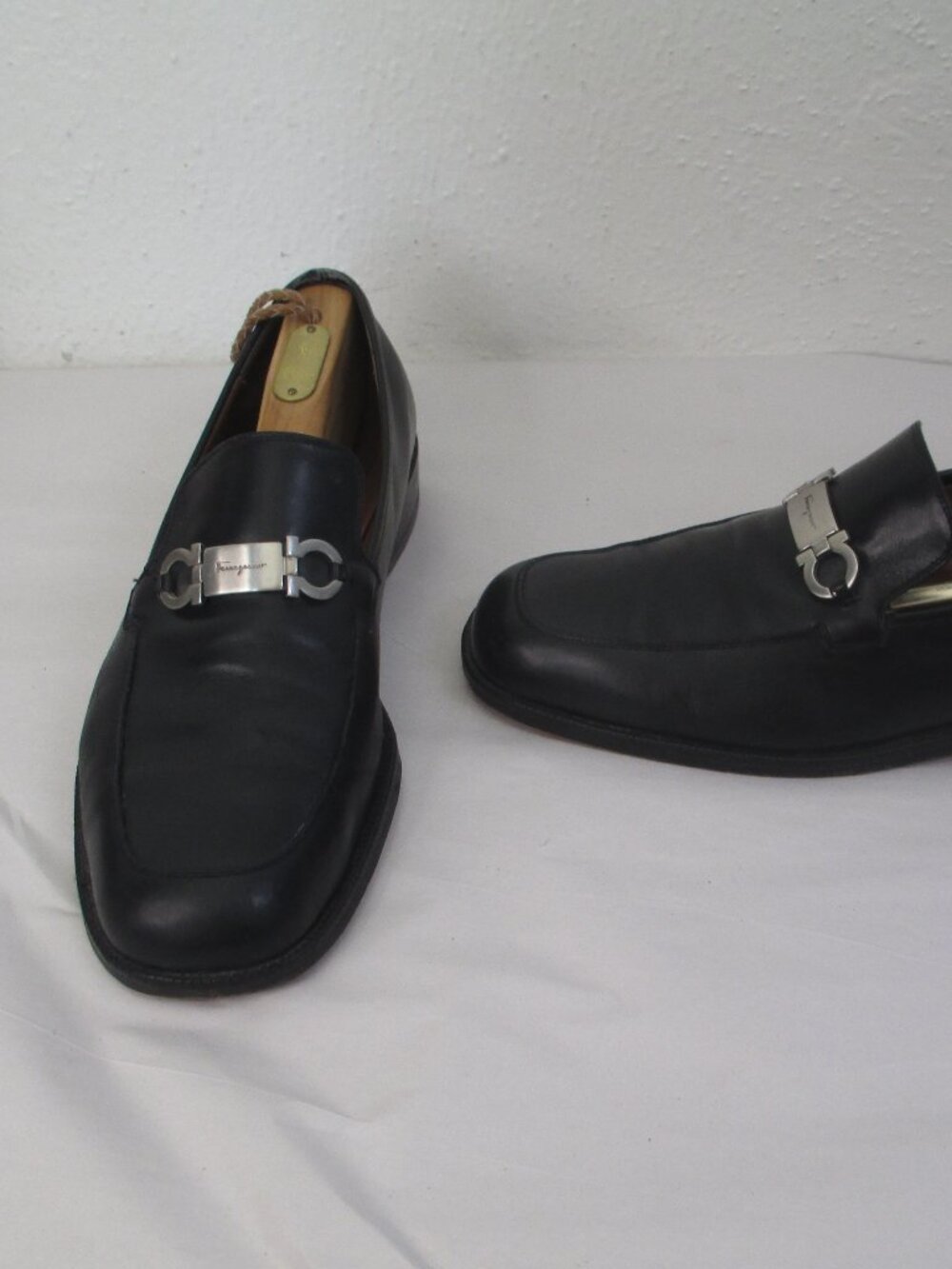 Salvatore Ferragamo Gancini Horse Bit Loafers Black Leather Mens 11.5 D Designer